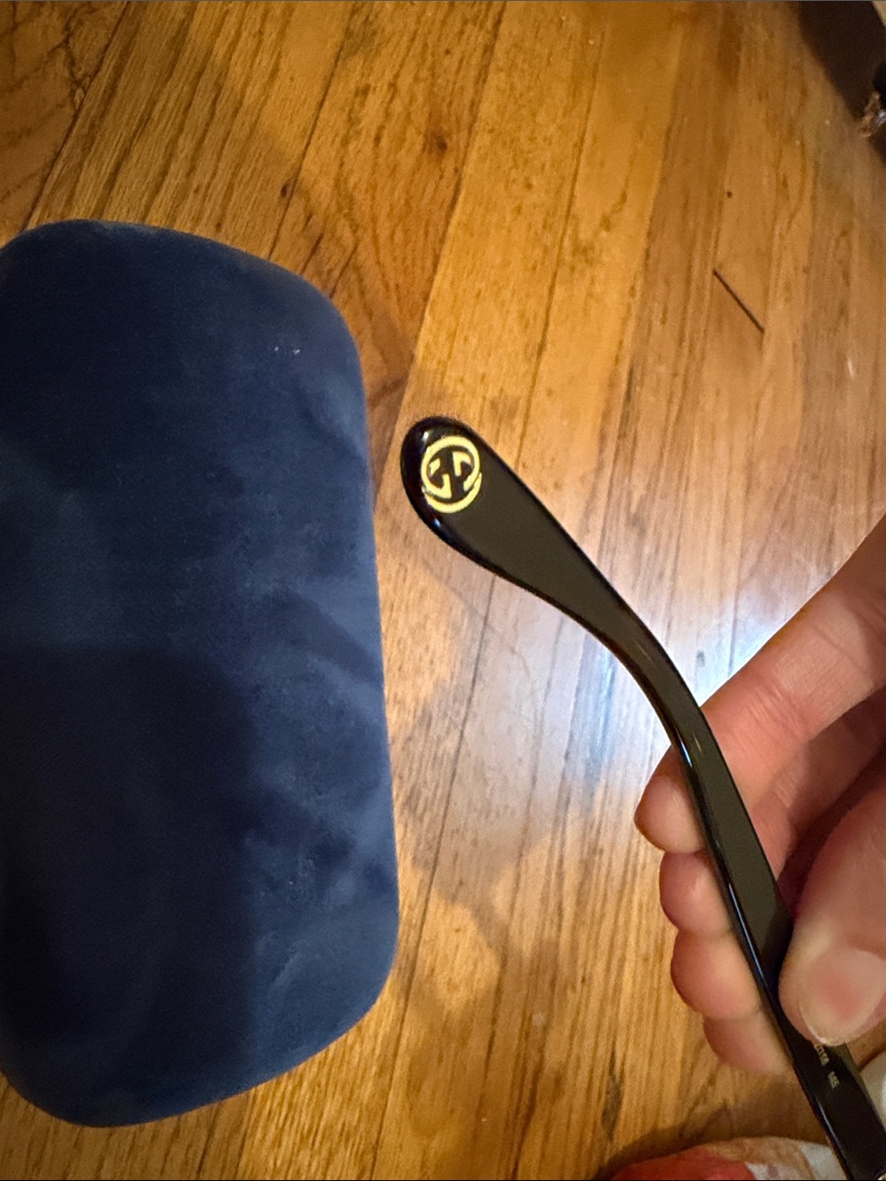 Gucci sunglasses - Picture 4 of 6